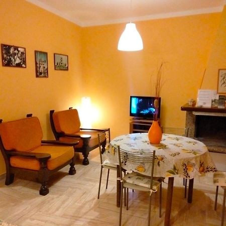 Casa Di Anna Apartment Tolfa Екстериор снимка